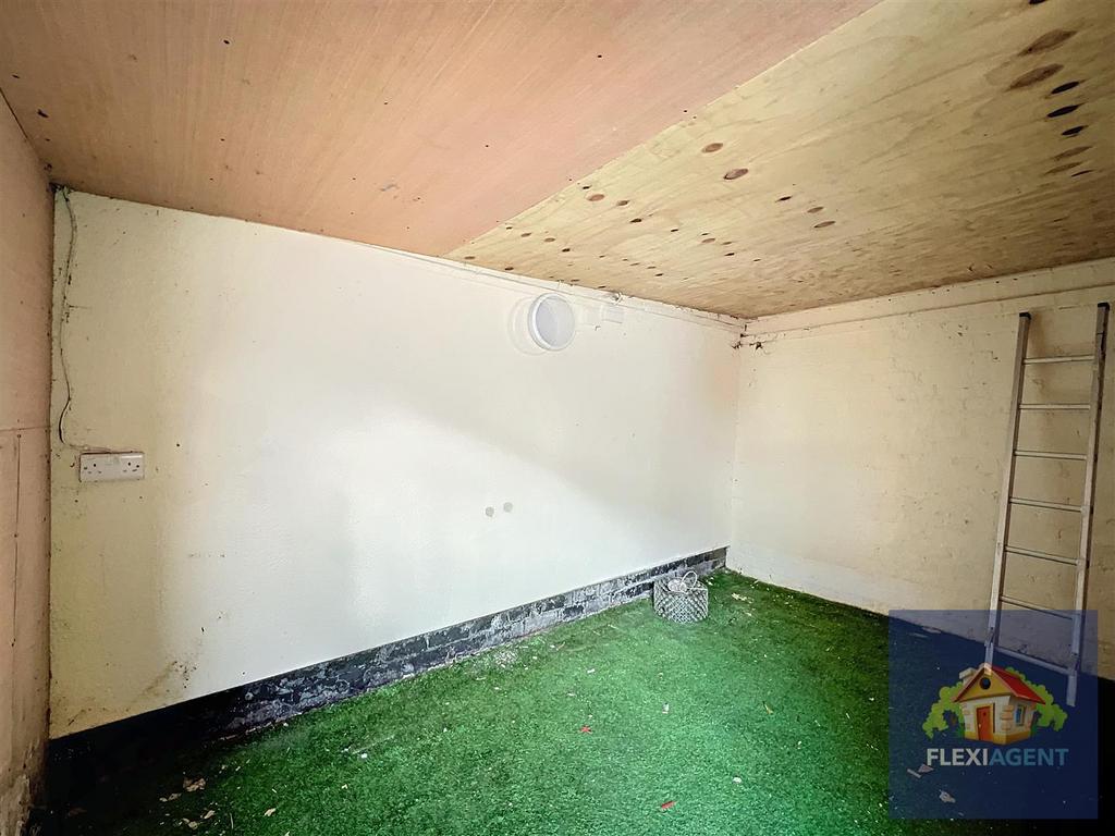 Outbuilding