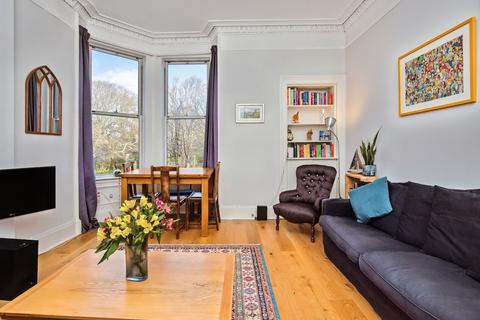 2 bedroom flat for sale, 19/4 Henderson Terrace, Dalry, Edinburgh, EH11 2JY