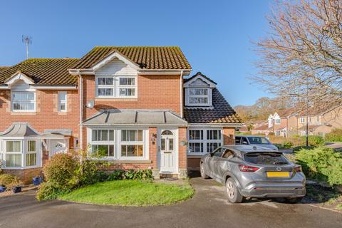 3 bedroom end of terrace house for sale, Maidenbower, Crawley RH10