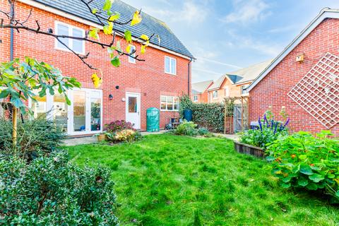 4 bedroom house for sale, Greenfinch Close, Hunts Grove, Hardwicke, Gloucester, GL2 4DQ