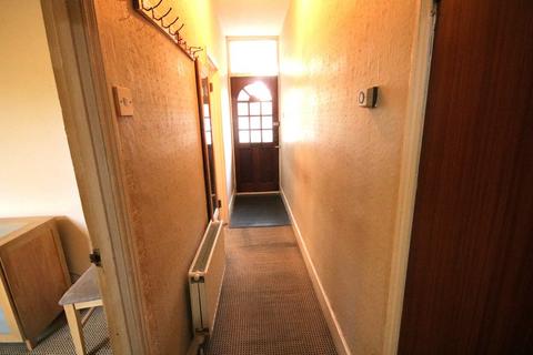 1 bedroom ground floor flat to rent, Fairthorn Road, London