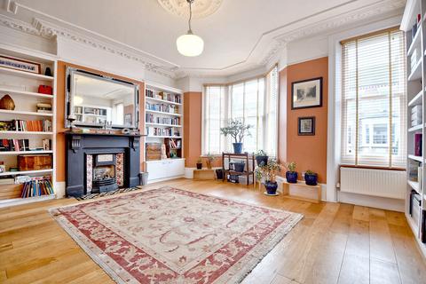 4 bedroom maisonette for sale, Estelle Road, Hampstead, London NW3