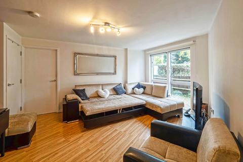 1 bedroom flat for sale, Station Parade, London NW2