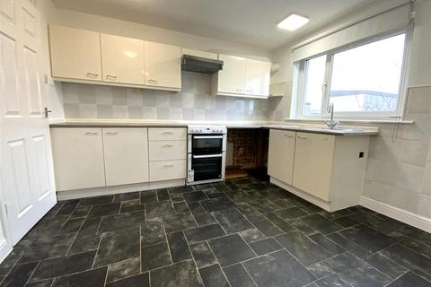 3 bedroom apartment to rent, Glenacre Road, Carbrain, Cumbernauld