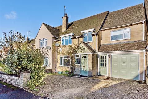 4 bedroom semi-detached house for sale, Cotswold Close, Cirencester