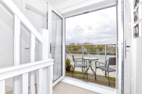 4 bedroom end of terrace house for sale, Waterman Way, Wouldham, Rochester, Kent