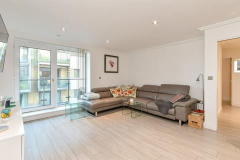 3 bedroom flat for sale, Fleet Street, Brighton, East Sussex