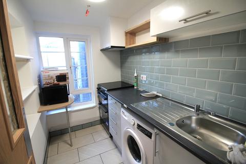 1 bedroom in a flat share to rent, St. Giles Street, Norwich NR2