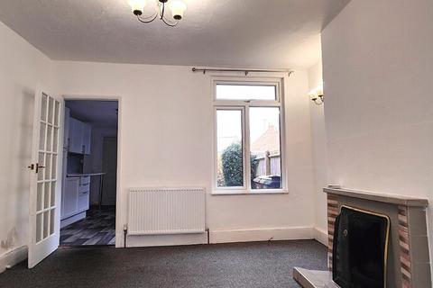 3 bedroom terraced house to rent, Melton Road North, WELLINGBOROUGH NN8