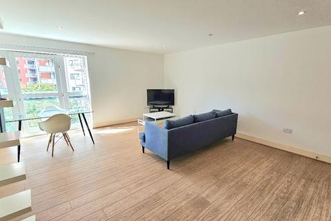 3 bedroom apartment to rent, 160 Westferry road , London  E14