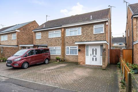 3 bedroom semi-detached house for sale, Wakeley Road, Rainham ME8