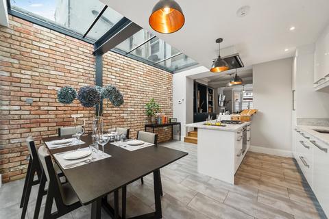 undefined, London SW11