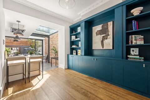 undefined, London SW11