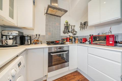 3 bedroom semi-detached house for sale, Ashwater Road, London