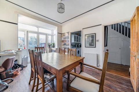 23 Ashwater Road, London, SE12 0LB