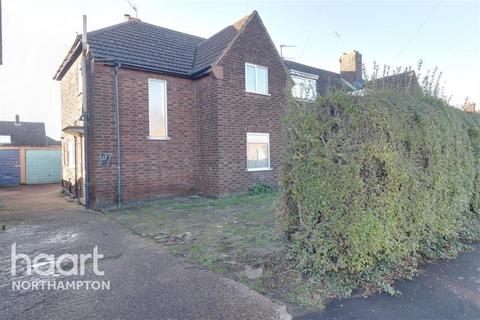 3 bedroom semi-detached house to rent, Whitworth Avenue Corby