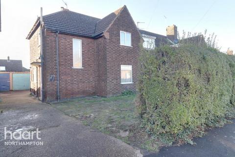 3 bedroom semi-detached house to rent, Whitworth Avenue, Corby