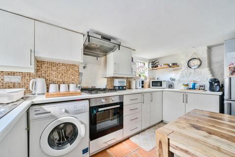 1 bedroom cottage for sale, Arundel Road, Angmering, Littlehampton, West Sussex, BN16 4JT