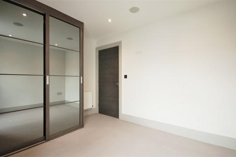 1 bedroom apartment to rent, Grayton House, Fulham Road, SW6