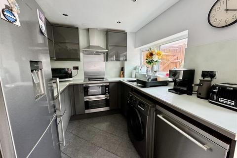 3 bedroom detached house for sale, Thicknall Drive, Stourbridge