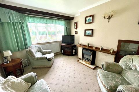 3 bedroom semi-detached house for sale, Aintree Road, Fordhouses, Wolverhampton, WV10