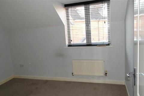 2 bedroom flat to rent, 12 Oak Avenue Hampton Hargate PE7 8FR