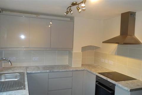 2 bedroom terraced house to rent, Somerville, Werrington PE4 5BB