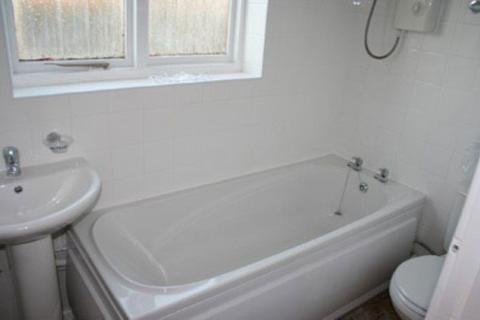 2 bedroom terraced house to rent, 53 Somerville, Werrington PE4 5BB