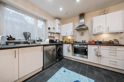 3 bedroom end of terrace house for sale, Downton Mews, Erith