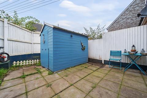 3 bedroom end of terrace house for sale, Downton Mews, Erith