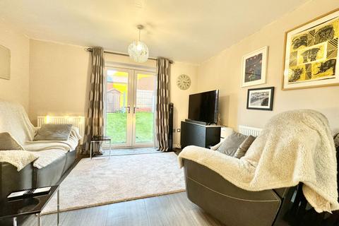 2 bedroom end of terrace house for sale, De La Warr Drive, Banbury