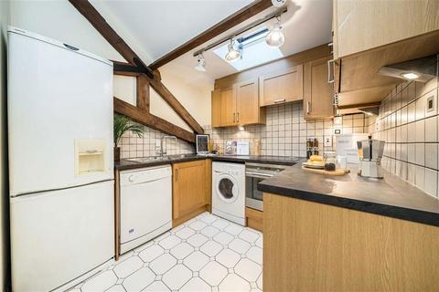 2 bedroom flat for sale, Shad Thames, London SE1