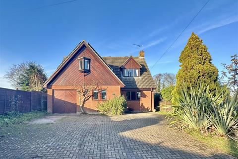 4 bedroom detached house for sale, Barretts Lane, Needham Market IP6