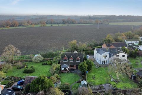 4 bedroom detached house for sale, Barretts Lane, Needham Market IP6