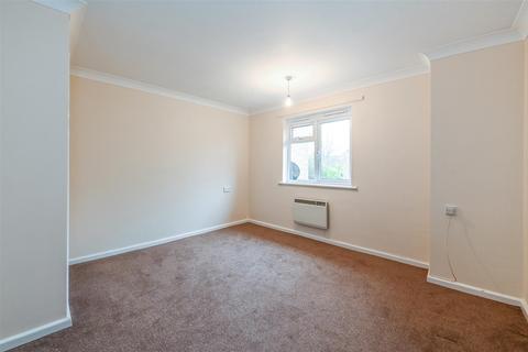 2 bedroom apartment for sale, Douglas Martin Road, Chichester