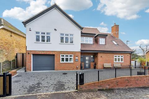 5 bedroom detached house for sale, Wakehams Hill, Pinner Village HA5