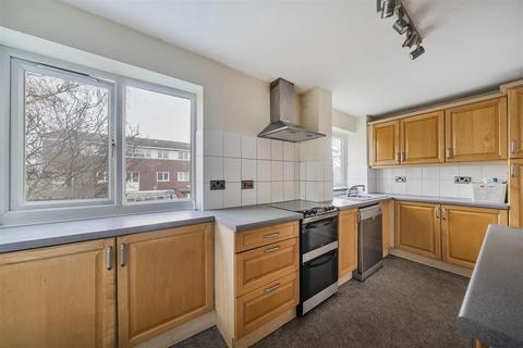 5 bedroom townhouse to rent, Earle Gardens, Kingston Upon Thames KT2