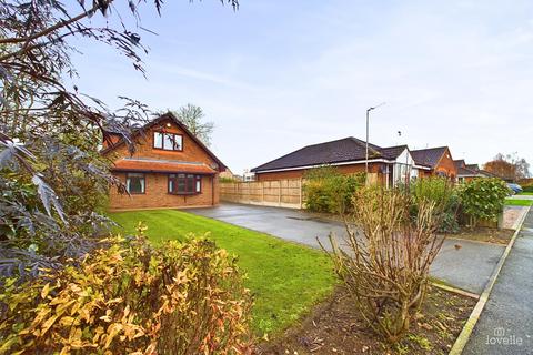 4 bedroom detached house for sale, Palmer Lane, North Lincolnshire DN19