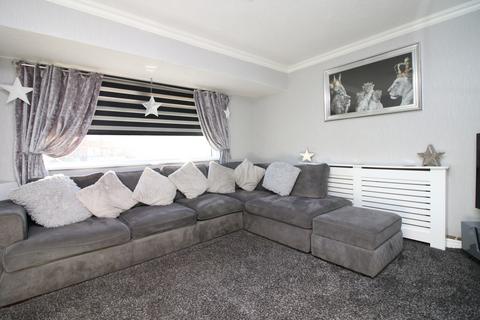 2 bedroom end of terrace house for sale, Chatsworth Avenue,  Fleetwood, FY7