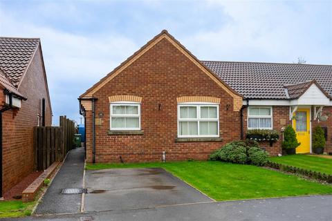 2 bedroom terraced bungalow for sale, Carrs Meadow, WITHERNSEA