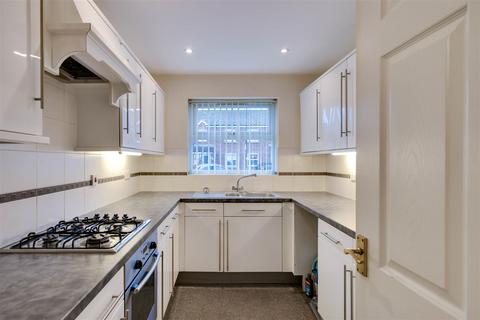68 Carrs Meadow, Withernsea, HU19 2ER
