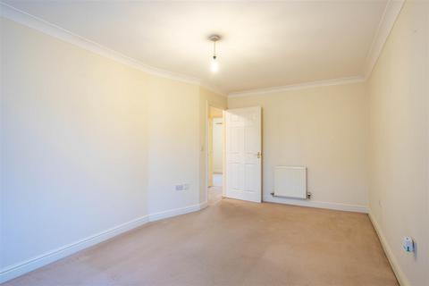 68 Carrs Meadow, Withernsea, HU19 2ER