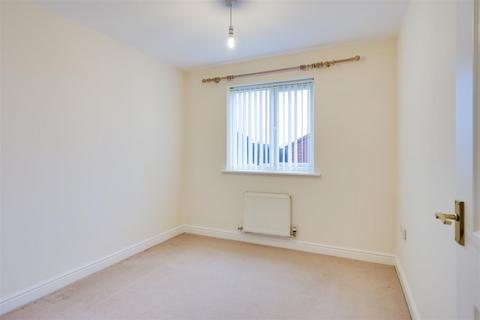 68 Carrs Meadow, Withernsea, HU19 2ER