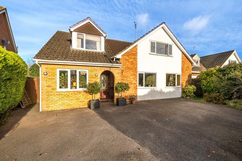 4 bedroom detached house for sale, Walter Road, Berkshire RG41