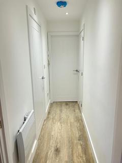 1 bedroom apartment to rent, Bell Street