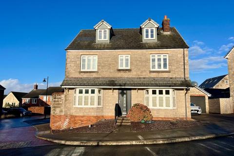 5 bedroom detached house for sale, Clos Y Fferm, Coity, Bridgend County Borough, CF35 6DX