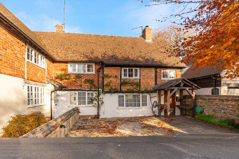 4 bedroom cottage for sale, High Street Drayton St Leonard Wallingford, Oxfordshire, OX10 7BA