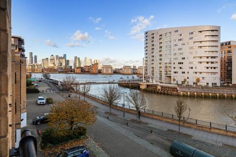 2 bedroom apartment for sale, Corbidge Court, Glaisher Street London SE8