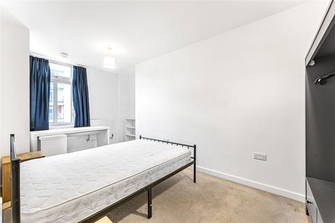 2 bedroom apartment to rent, Coral Apartments, Salton Square, London, E14