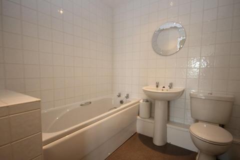 2 bedroom apartment to rent, The Bar, Newcastle Upon Tyne, NE1 4BB